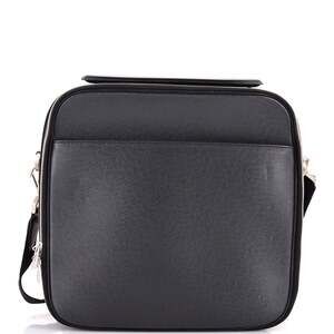 Louis Vuitton Tura Messenger Bag Taiga #237840L78B